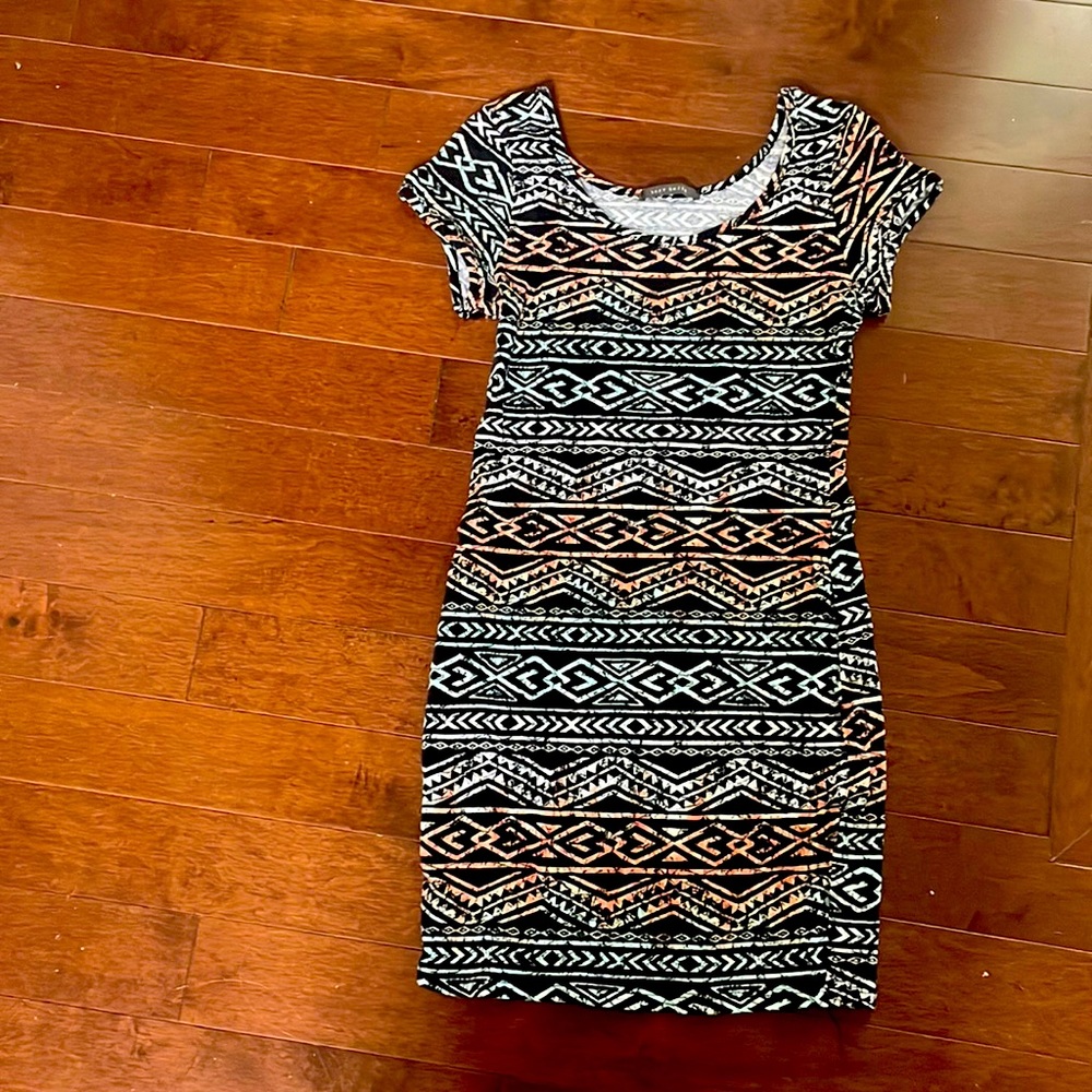 Slim fitted cotton casual dress